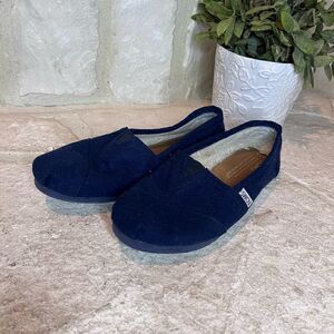 Toms navy blue canvas wool lined slip-ons sz 5.5